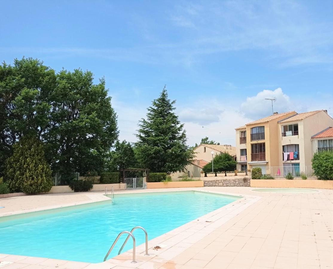 Maisonnette En Residence Avec Piscine Et Tennis Saint-Vallier-de-Thiey Exteriör bild