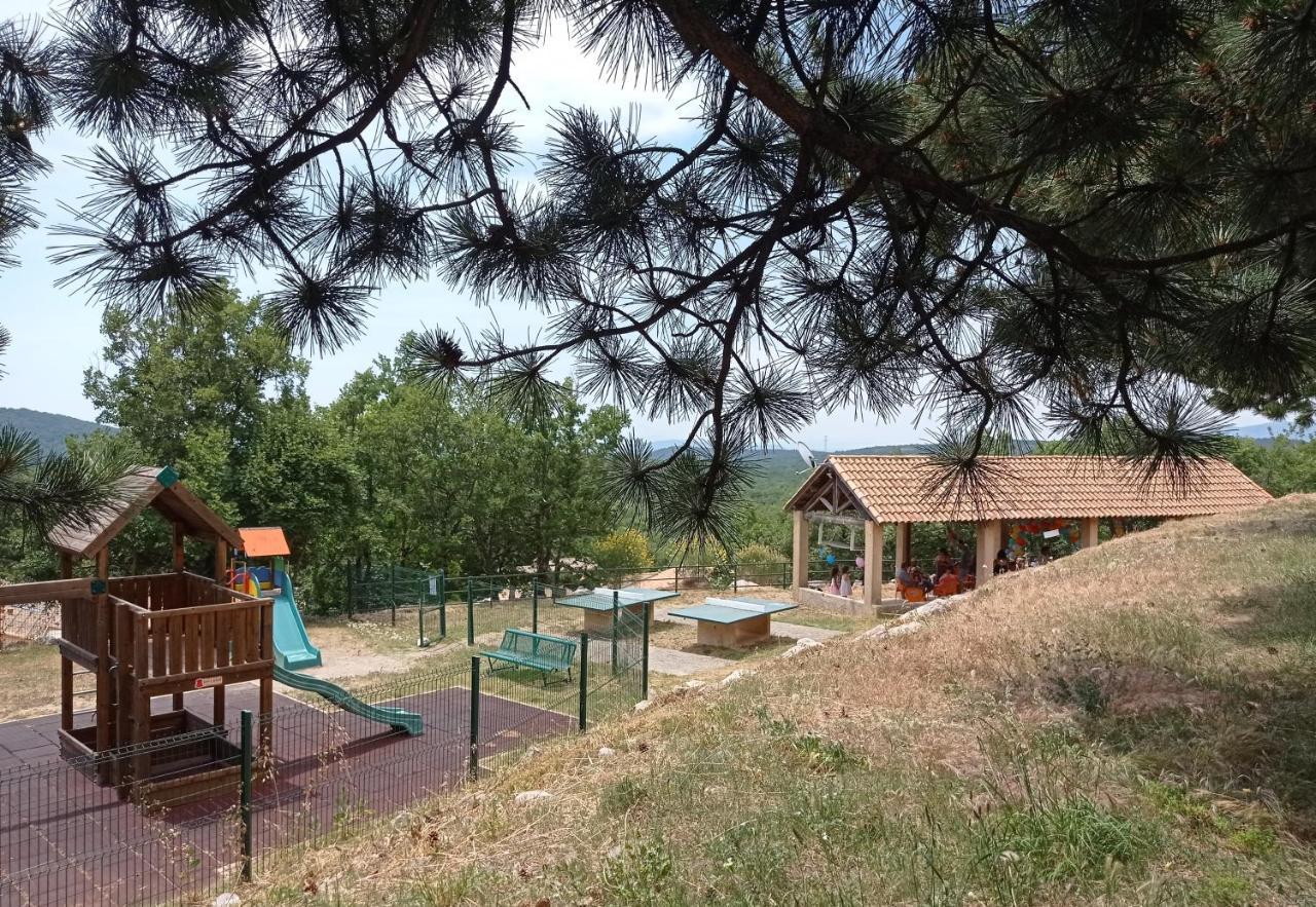 Maisonnette En Residence Avec Piscine Et Tennis Saint-Vallier-de-Thiey Exteriör bild